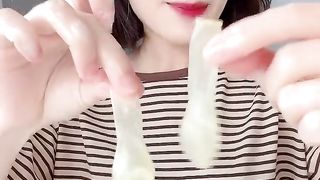 Raindrop cake boba