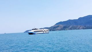 Travessia de balsa entre Ilhabela e São Sebastião 2