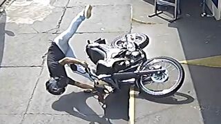 Hilarious CCTV Fails Compilation _ FailArmy.