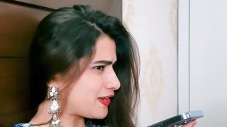 Badmash sasurji shorts couplegoals ayushyadav-QvieqdlmNxk-1080pp-1701485813.