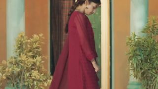 Razia Ki Aazmaish expresstv mahirakhan momalsheikh-nNGKlVxLUWY-1080pp-1701450593.