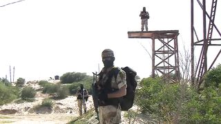BBC goes inside Gaza tunnels - BBC News