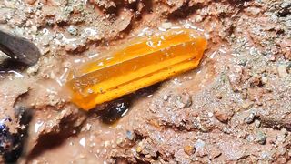 In the deepest part of a volcanic cave I found a blue diamond that glowed in the dark