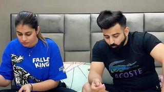 Biwi Jaisa Pyaar Koi Nhi Kar Sakta ???? Must Watch ❤️ #hearttouching #caring #truelove #love #viral.