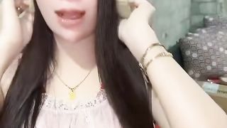 Habis beli topi