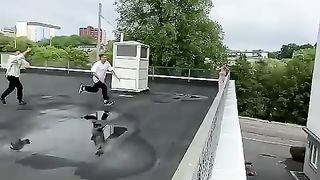 Parkour: Knees Of Steel