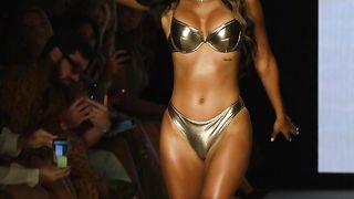 Kyra Green in 4k slow motion ｜ Paraiso Swim Week 2023