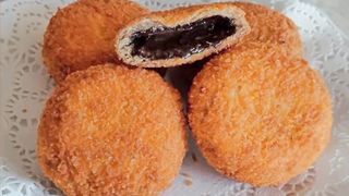Roti Goreng Isi Coklat
