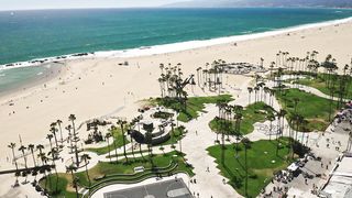 "Roads Less Traveled: USA's Offbeat Destinations"