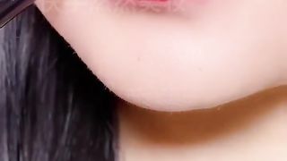 Asian Lipliner Hack
