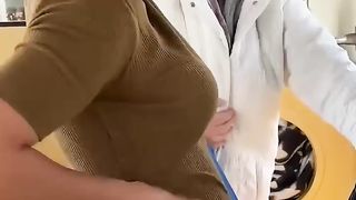This lady got pregnant on the train! ????
