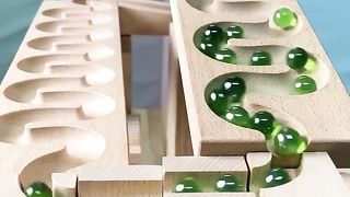 Wooden box balls games  tracking number hole distance disign and challenge 4