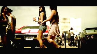 Miley Cyrus - Party In The U.S.A