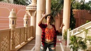 Indian Girl Arushi Chawla Dance 3