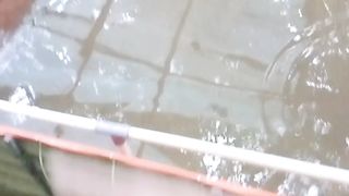 Mainkan Drainase kolam saat musim hujan agar ikan lele aman dikolam