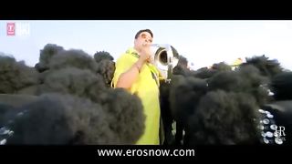 Khilari 786 song