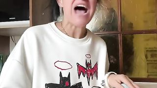 Dansa kudoro at my style check it out it's Soo lol ???????????? laugh funny TikTok video
