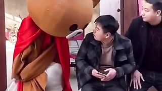 Top Funny ???? Brown Bear #2_bear funny China video 2021_A Crazy boy #china#tik_tok#Comedy