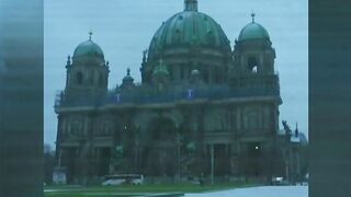 Record snow storm in Berlin! In Germany, all equipment works to save people!