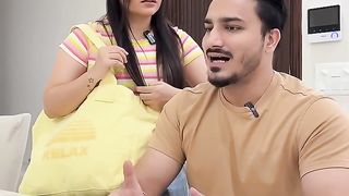 Wife things ???? #comedy #funny #youtubeshorts #jahaann-DFxDI_DOUzU-720p-1701704683.