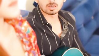 Aise kon puchta h???? #shorts-GFgod2aMWvg-720p-1701692328.