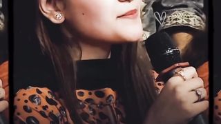 - Beautiful Girl Poetry Video Trending poetry mominasundaspoetrystatus urdu imranashra