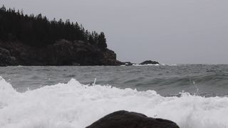 crashing-waves-ocean