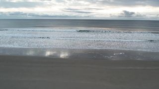 beach-waves-ocean