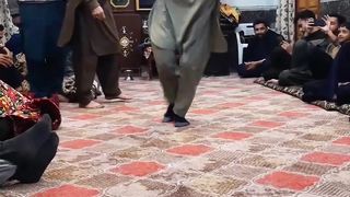 Afghani attan/Attan song/smale attan/babe ne kamal kar dia dance kar ke/sohailt22vlog