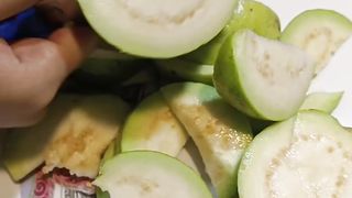 Amrood chaat