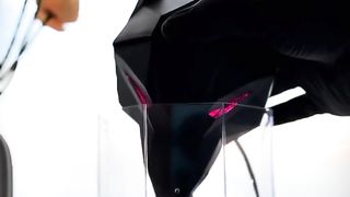 Makes realing door and Microsoft music marble m