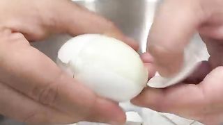 Egg Pakoda ASMR Cooking -- #shorts #food #cooking #asmr #asmrcooking #indianasmrworld #egg #nonveg