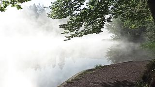 lake in Les
