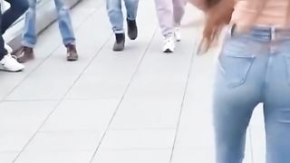 Watch Beautiful girl dance in public 2
