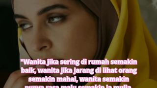 Wanita itu seperti perhiasan