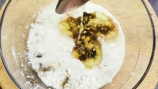 Wheat flour jaggery cake