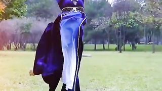 Watch Chinese beautiful girl dance in public