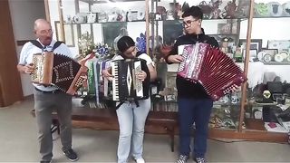 Two concertinas and an archordion are already making the party.