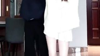 Watch Chinese beautiful couple dance video 7