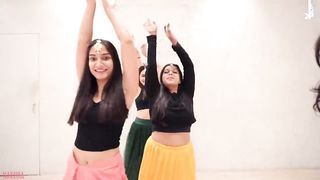 Makhna | Dance Cover | Nakhra India