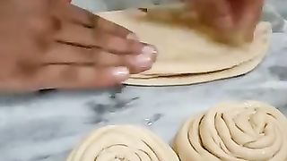 Lacha paratha