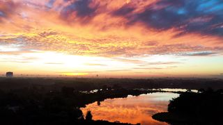 "A Farewell to Light: Capturing the Essence of Sunset"