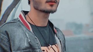 Dill krta hy tume kareeb se dekhoo