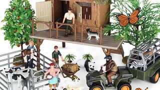 Oenux Farm House Model Action Figures Farmer Motorcycle Cow Hen Pig Animals Set Figurine Miniature PVC Cute Educational Kids Toy
