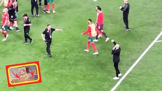 لقطة هزت العالم من وليد الركراكي تسببت في جنون أمير قطر و الجماهير المغربية  ر