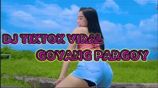 the newest dj tiktok viral full bass 2022 ❗dj strongest x tehiba ❗musical uproar