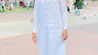 Iss __liya__Ham__Harshaks_ko kam__milta__Hai