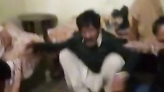 Ludo wining dance