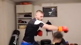 project Mike Tyson-Body shot Reflex @boxing @boxingtraining