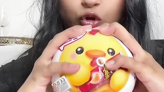 Unboxing a cute snackles in that box